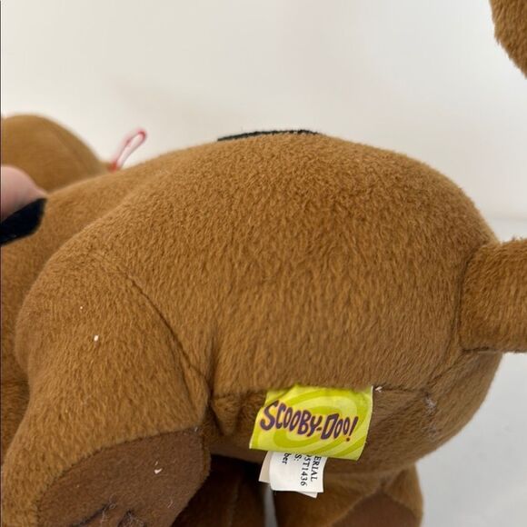 Scooby-Doo Brown Plush Dog Toy - Picture 3 of 3